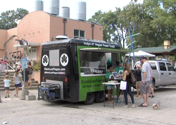 Local vegan food truck drives through Indy to make healthy food accessible – Yahoo News